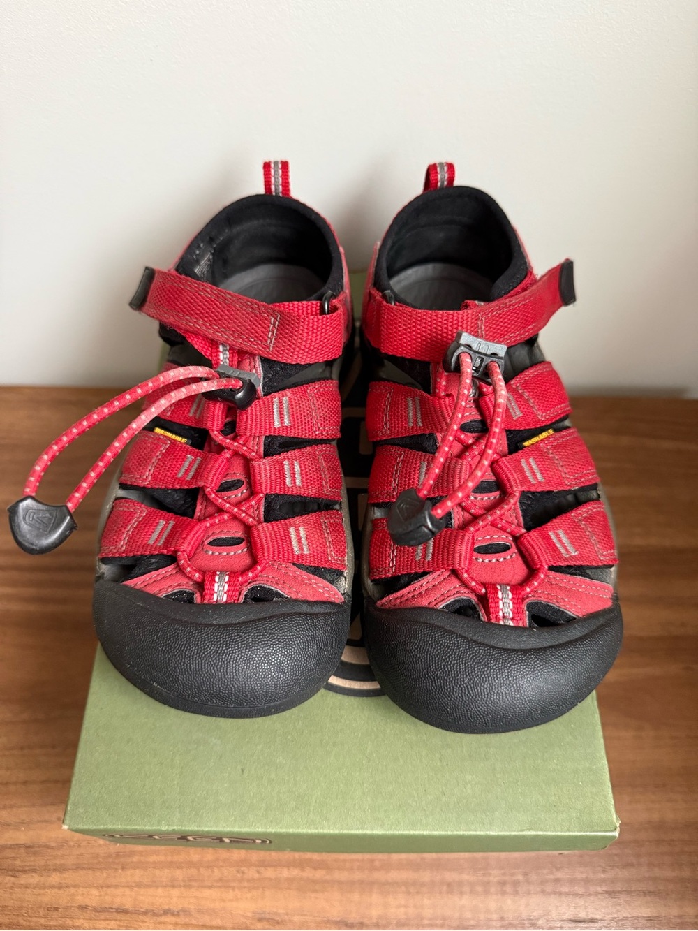 Keen Newport H2 Outdoor Sport Sandals, Youth Size 1